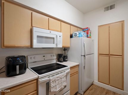 6850 Sharlands Avenue, Unit 1002, Reno, NV 89523 Photo