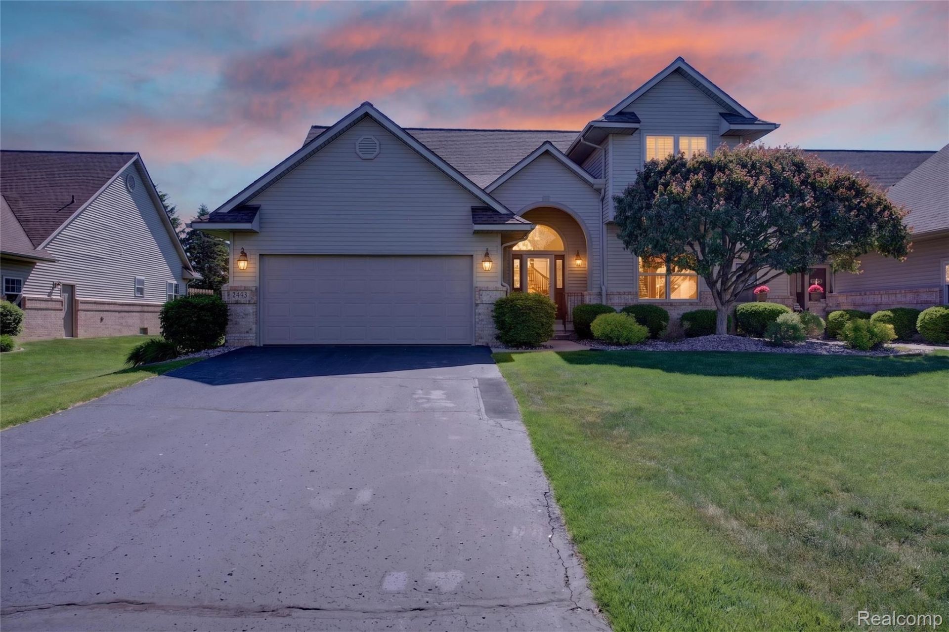 2443 Crossings Circle, Davison Township, Mi 48423 Main Photo