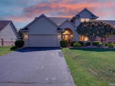2443 Crossings Circle, Davison Township, Mi 48423