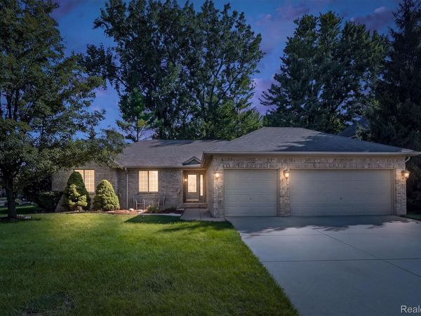 21527 Tangel Drive, Macomb Township, Mi 48044
