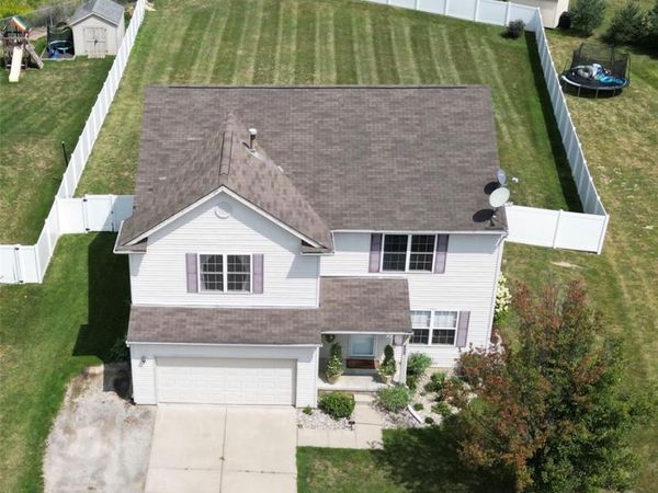 452 Lydia Lane, Linden, Mi 48451
