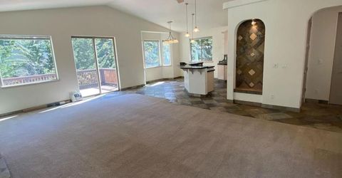 772 Merced Avenue, South Lake Tahoe, CA 96150 Photo
