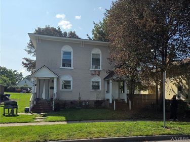 304-306 Prospect Avenue, Medina, NY 14103