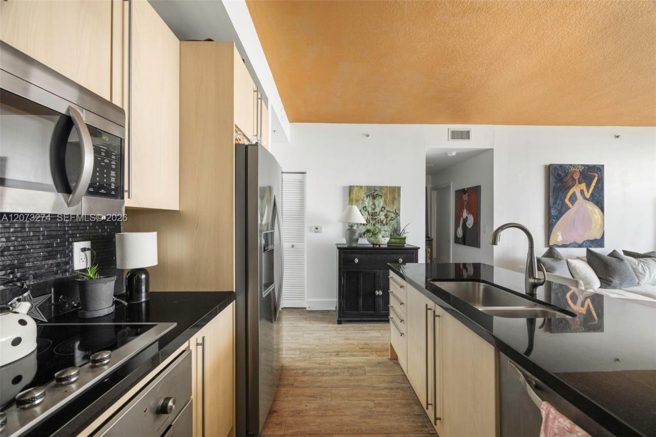 79 SW 12th St , Unit PH3904-S, Miami, FL 33130 Photo