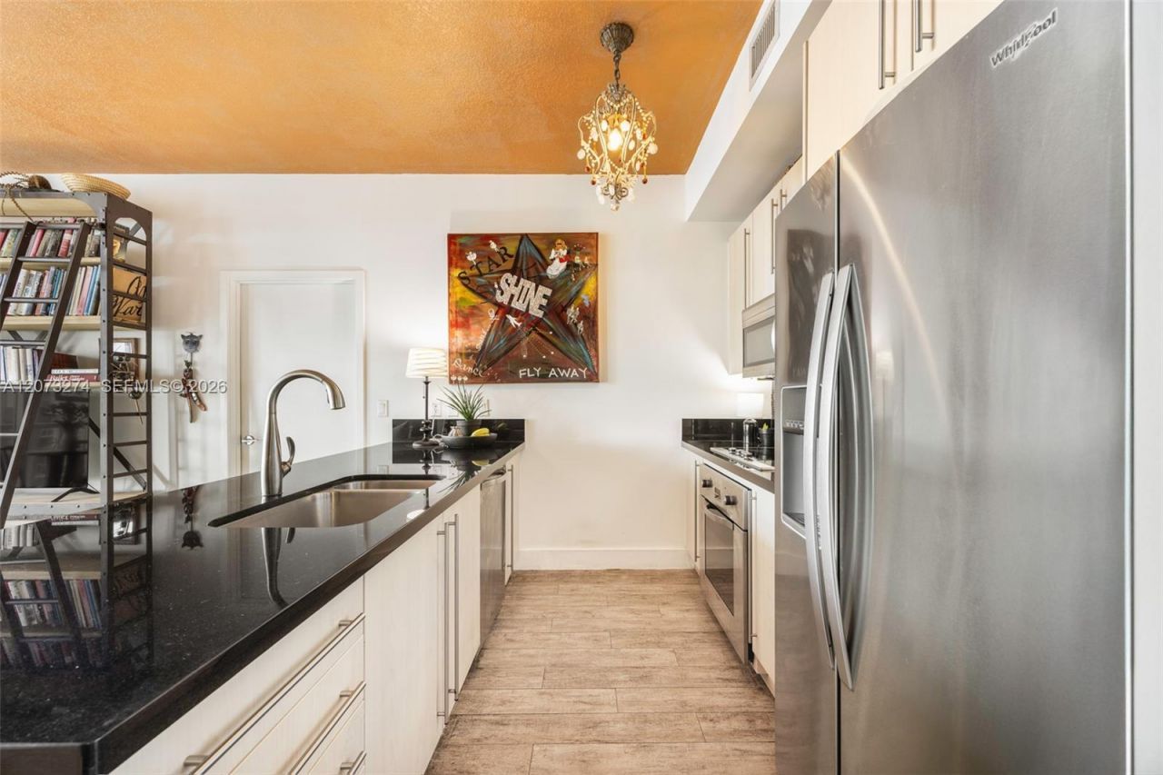 79 SW 12th St , Unit PH3904-S, Miami, FL 33130 Photo