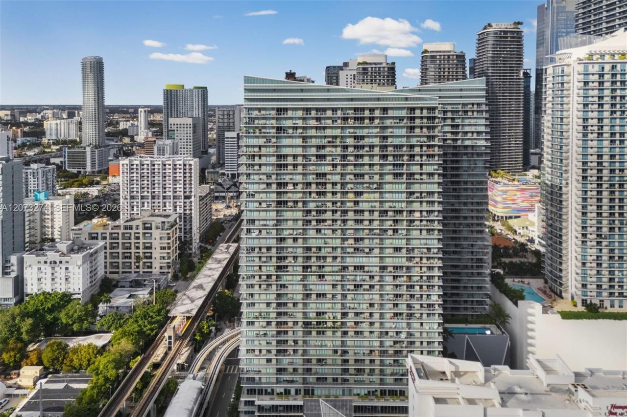 79 SW 12th St , Unit PH3904-S, Miami, FL 33130 Photo