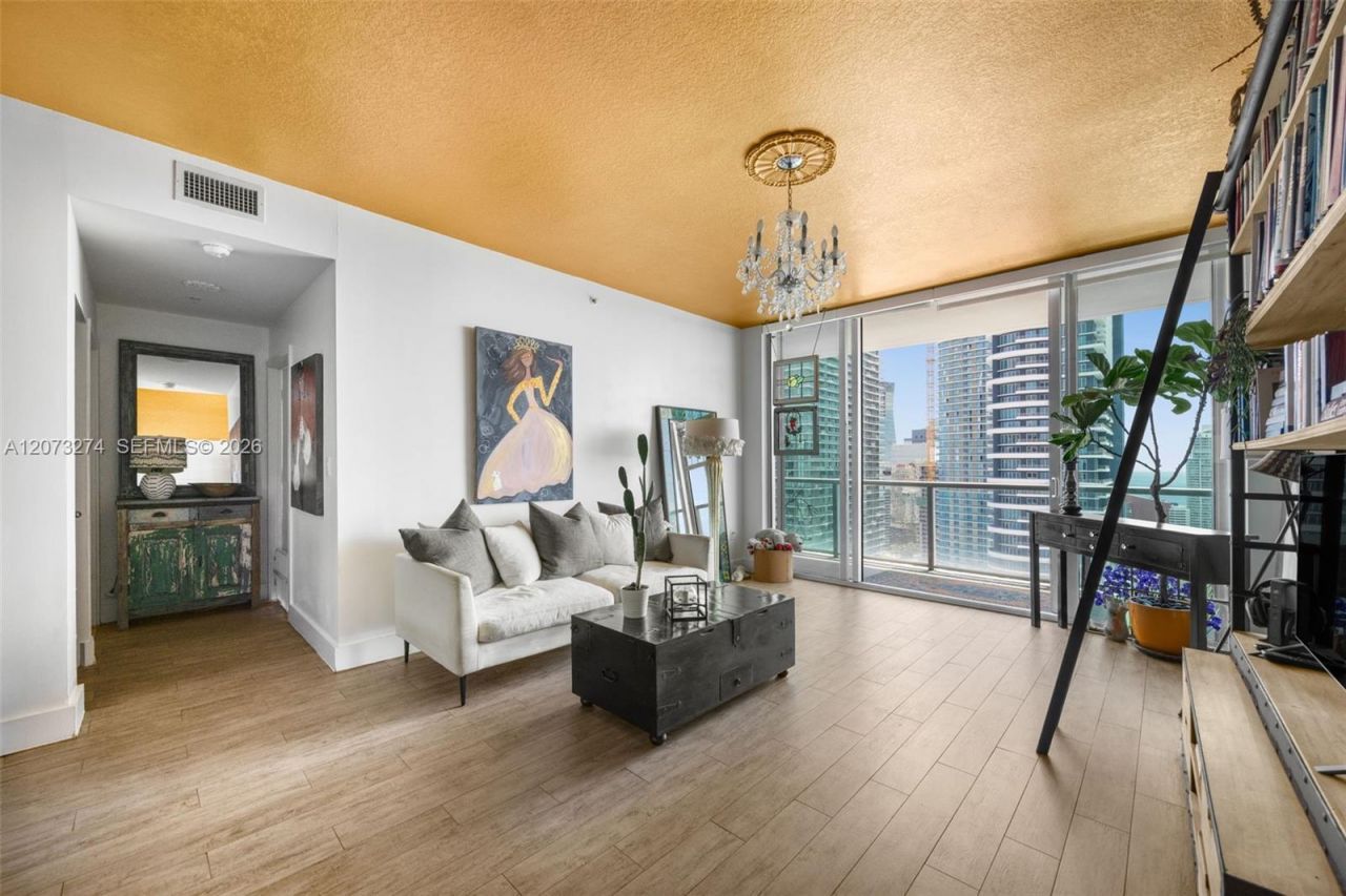 79 SW 12th St , Unit PH3904-S, Miami, FL 33130 Photo