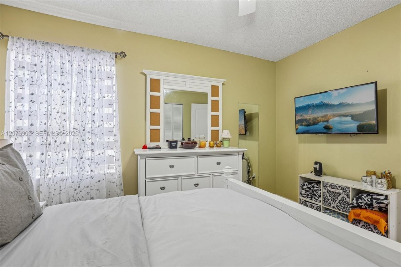 13215 NW 7th Dr, Plantation, FL 33325 Photo