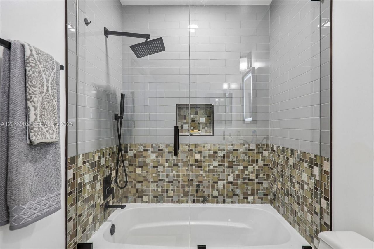 13215 NW 7th Dr, Plantation, FL 33325 Photo