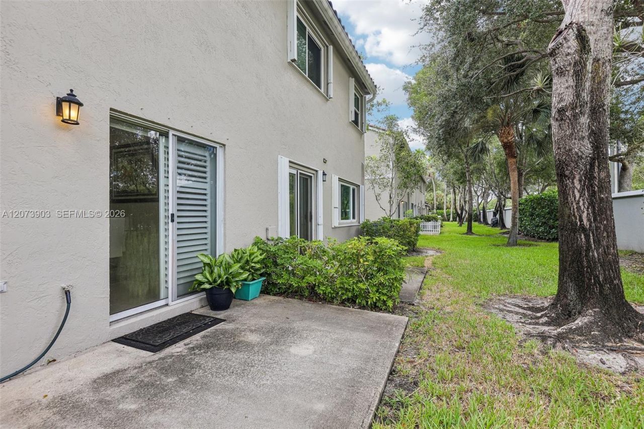 13215 NW 7th Dr, Plantation, FL 33325 Photo