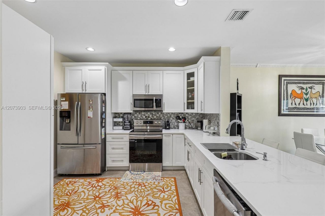 13215 NW 7th Dr, Plantation, FL 33325 Photo