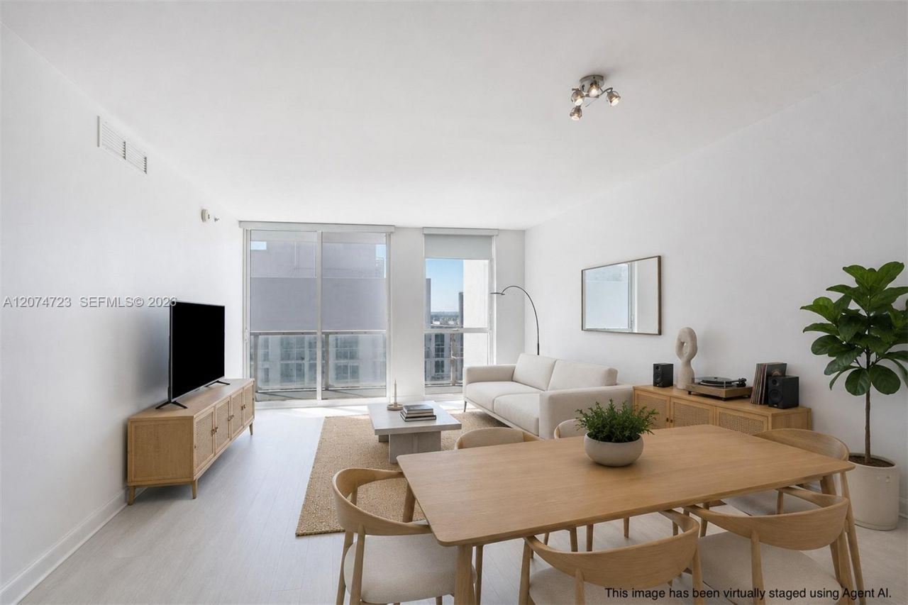 253 NE 2nd St , Unit 3104, Miami, FL 33132 Photo