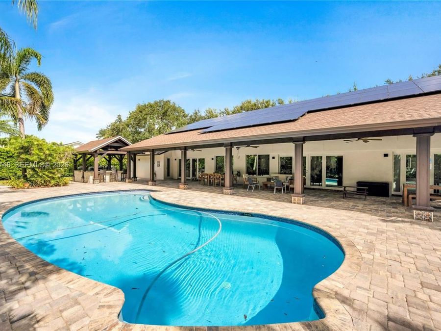 Property Image 61