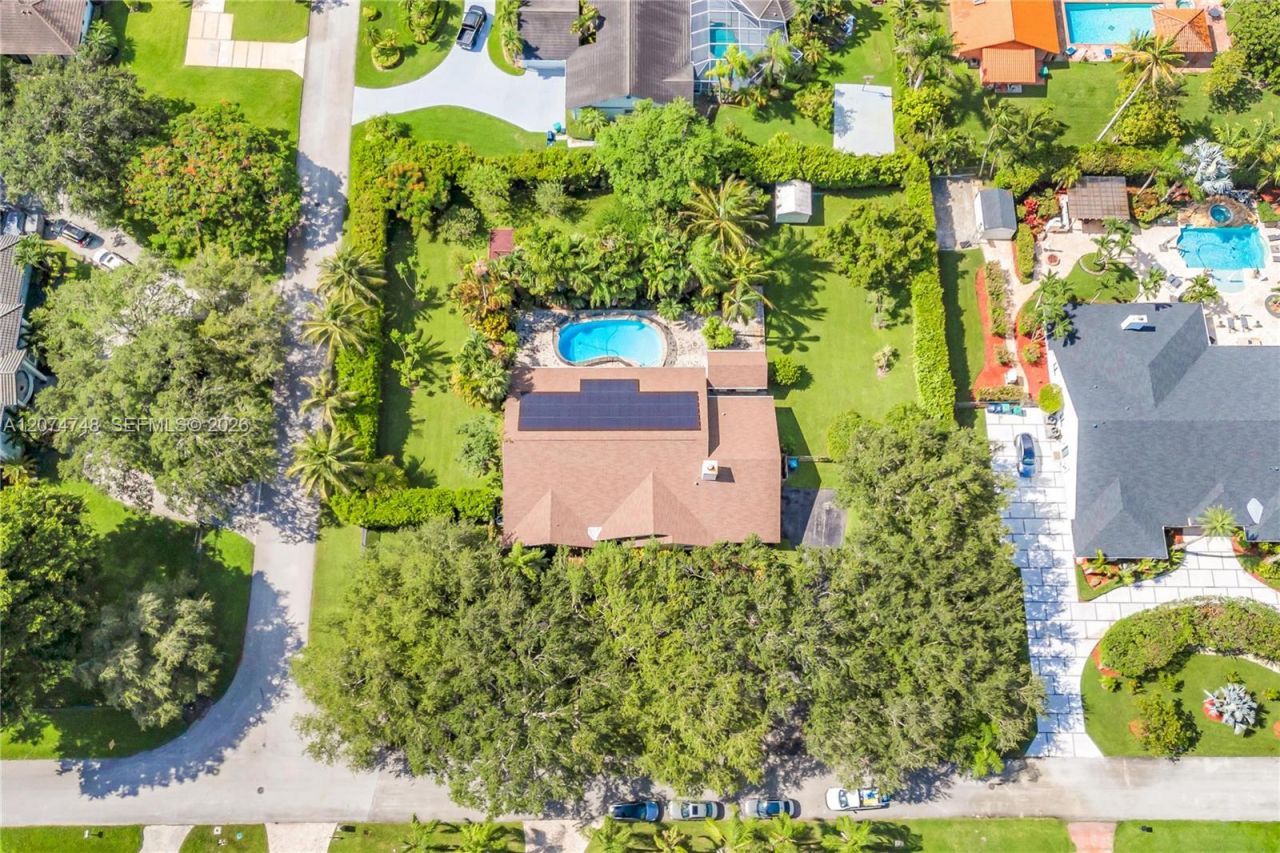 8440 SW 182nd Ter, Palmetto Bay, FL 33157 Photo