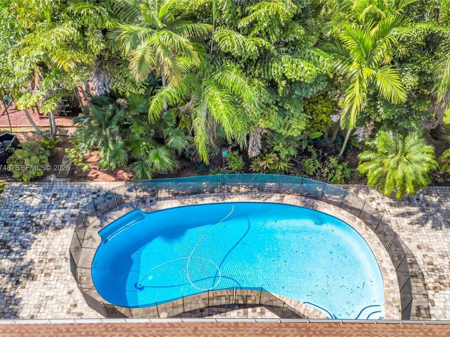 Property Image 80