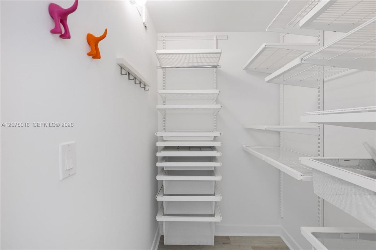 79 SW 12th St , Unit 3704, Miami, FL 33130 Photo