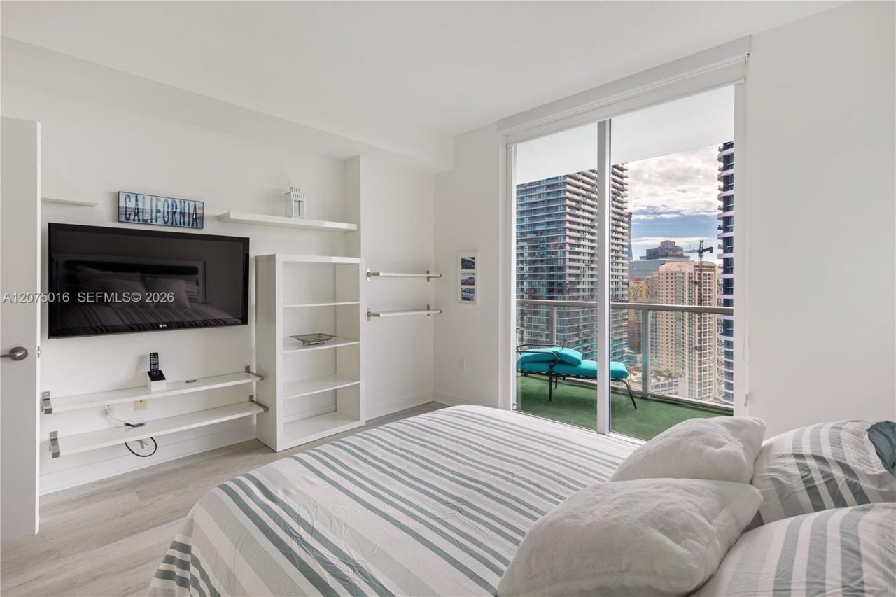 79 SW 12th St , Unit 3704, Miami, FL 33130 Photo