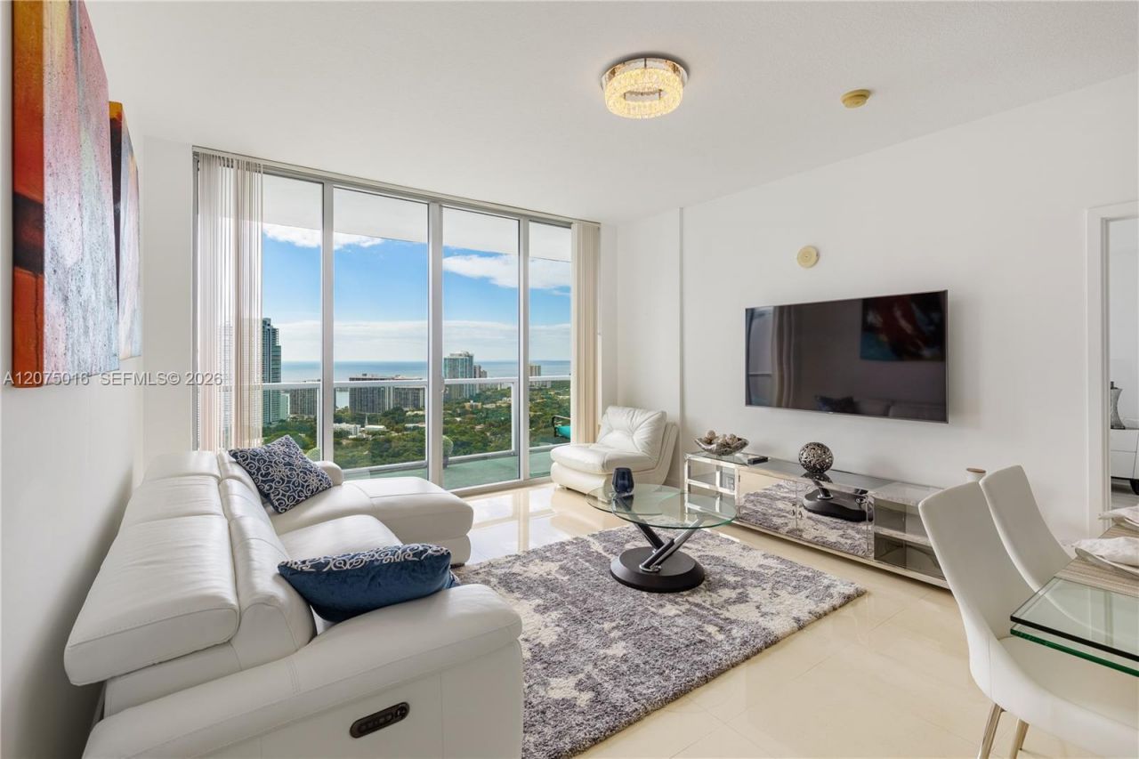 79 SW 12th St , Unit 3704, Miami, FL 33130 Photo