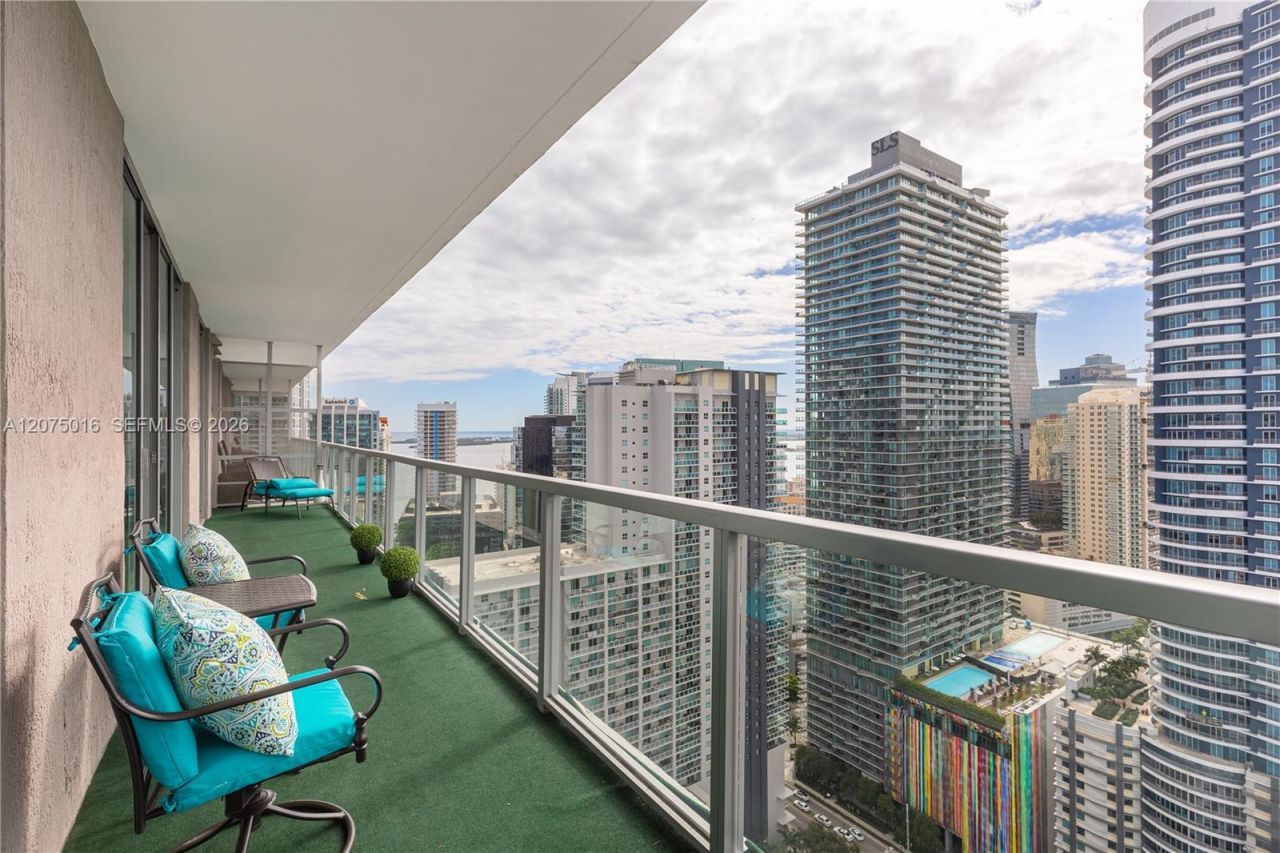 79 SW 12th St , Unit 3704, Miami, FL 33130 Photo