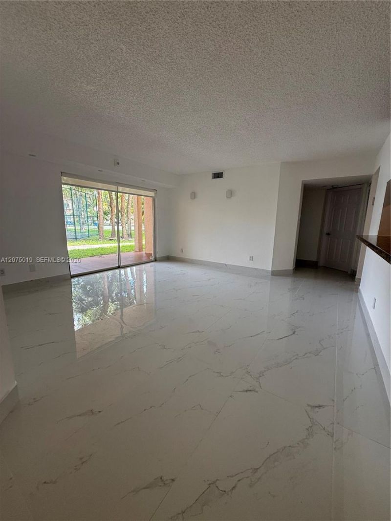 15781 SW 106th Ter , Unit 104, Miami, FL 33196 Photo