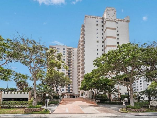 1865 S Ocean Dr , Unit 2D, Hallandale Beach, FL 33009