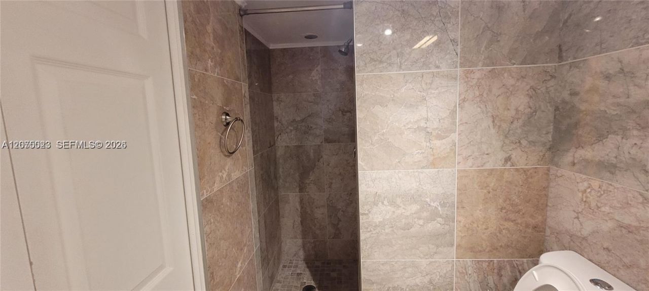 1865 S Ocean Dr , Unit 2D, Hallandale Beach, FL 33009 Photo