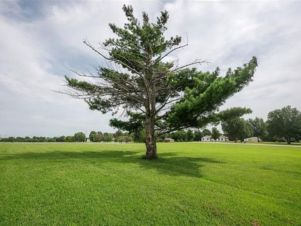 24504 E 248th Street, Harrisonville, MO 64701