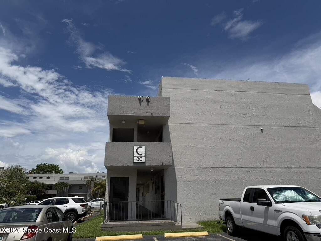 30 NW 87 Avenue , Unit C201, Miami, FL 33172 Photo