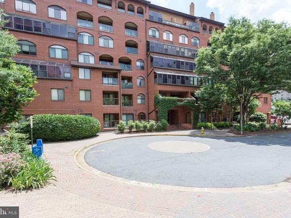 1029 N STUART STREET N, Unit 202, ARLINGTON, VA 22201
