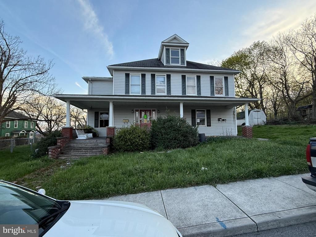 118 W MECHANIC STREET , FROSTBURG, MD 21532