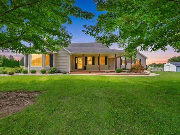 10575 State Route 56 E, Circleville, OH 43113
