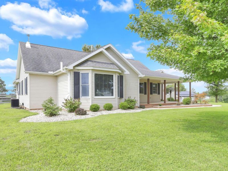 10575 State Route 56 E, Circleville, OH 43113 Photo 6