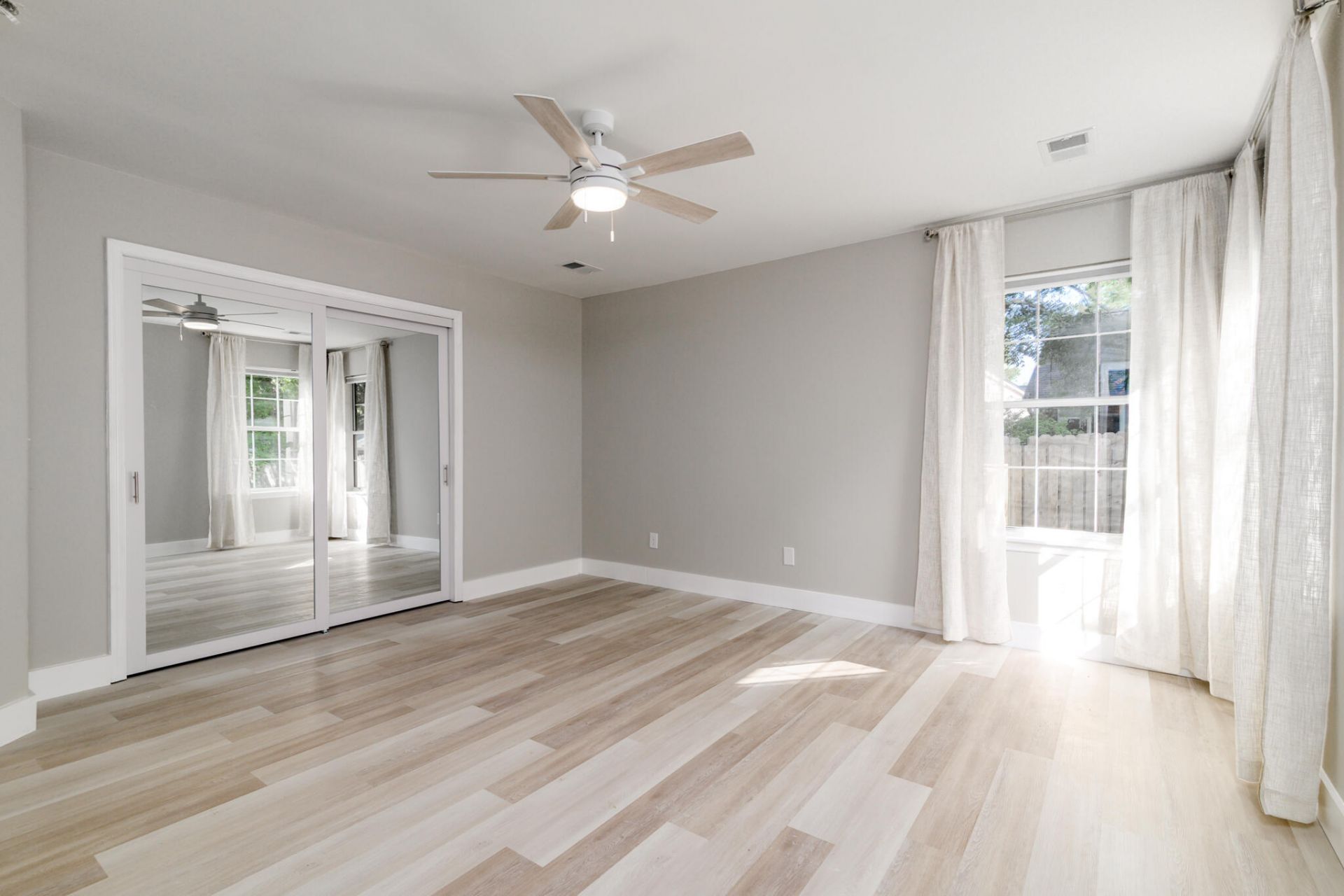 128 Droos Way Photo 12