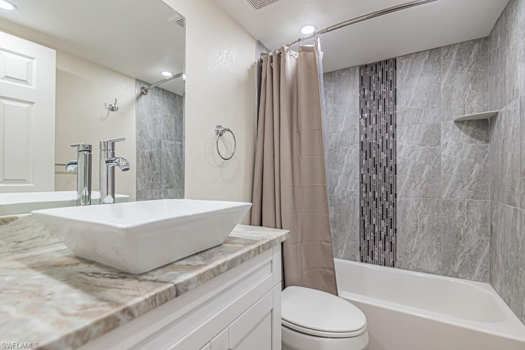 2562 Kings Lake Blvd, Unit 102, Naples, FL 34112 Photo