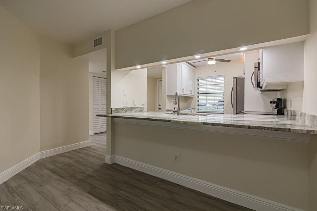 2562 Kings Lake Blvd, Unit 102, Naples, FL 34112 Photo