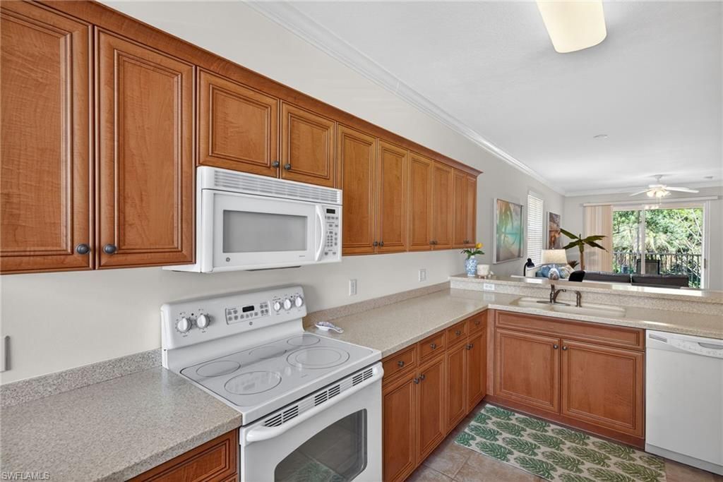 8251 Pathfinder Loop, Unit 621, Fort Myers, FL 33919 Photo