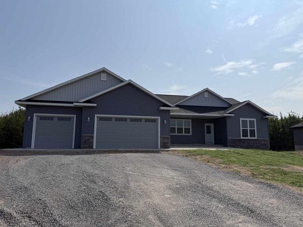2150 SUNDIAL AVENUE, Kronenwetter, WI 54455