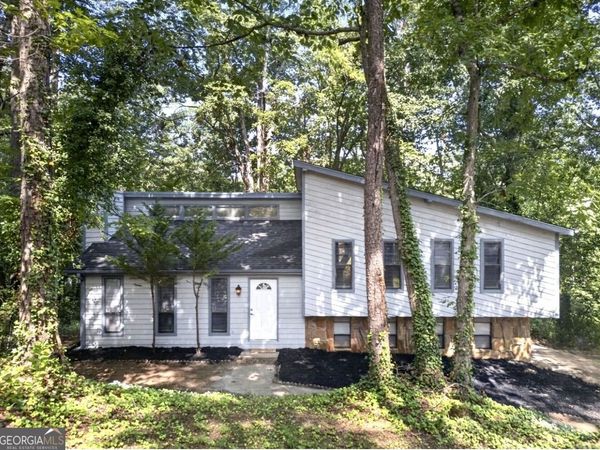 9759 Greenside Way, Douglasville, GA 30135