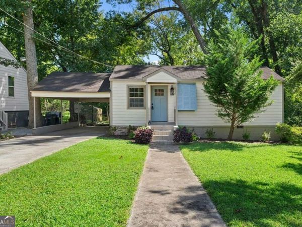 138 W Dixie Avenue SE, Marietta, GA 30008