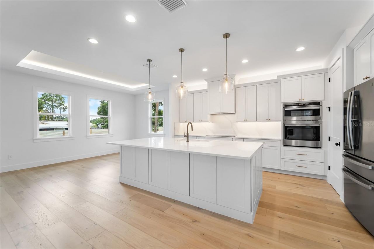 4719 W Wyoming Avenue, Tampa, FL 33616 Photo