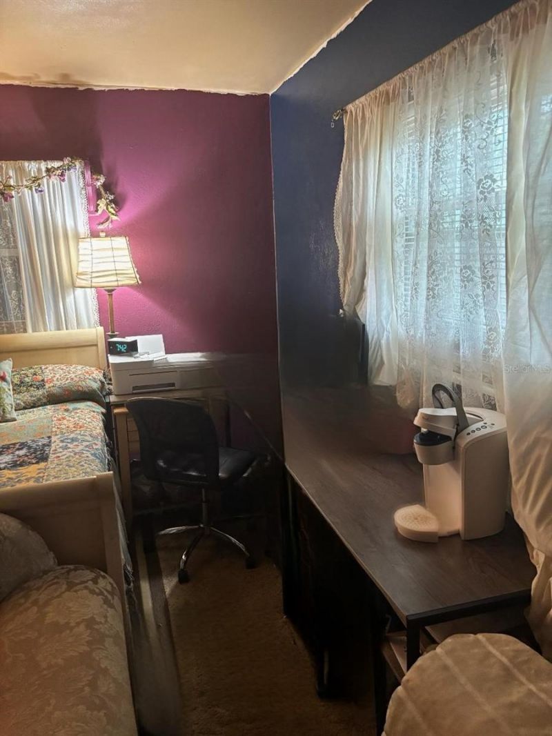 2443 66th Terrace S, Saint Petersburg, FL 33712 Photo