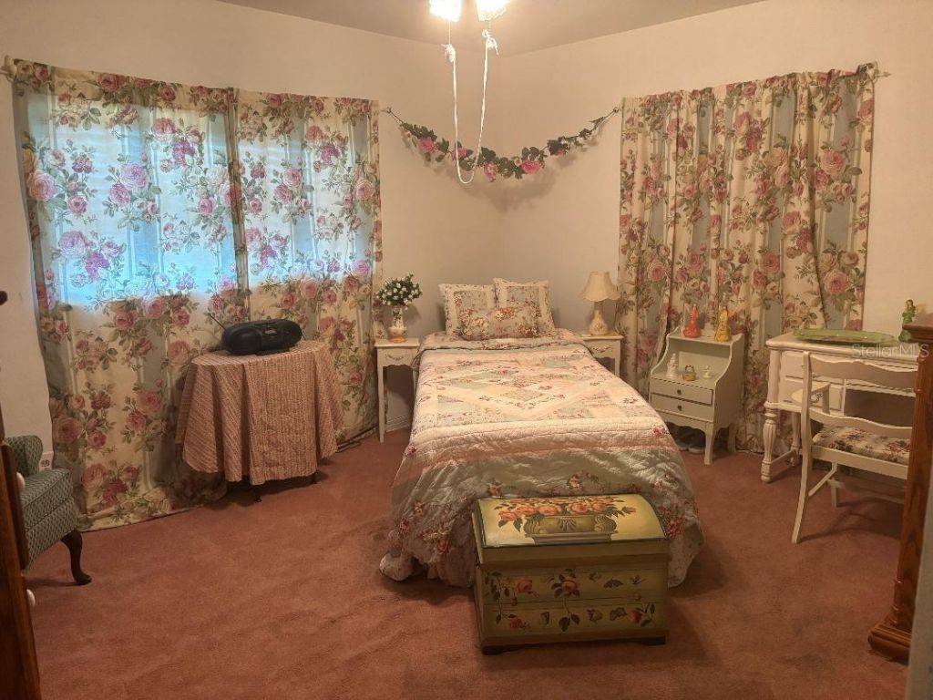 2443 66th Terrace S, Saint Petersburg, FL 33712 Photo