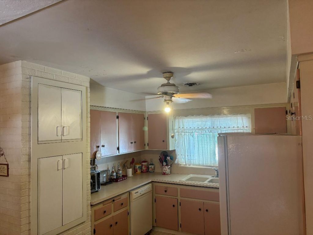2443 66th Terrace S, Saint Petersburg, FL 33712 Photo