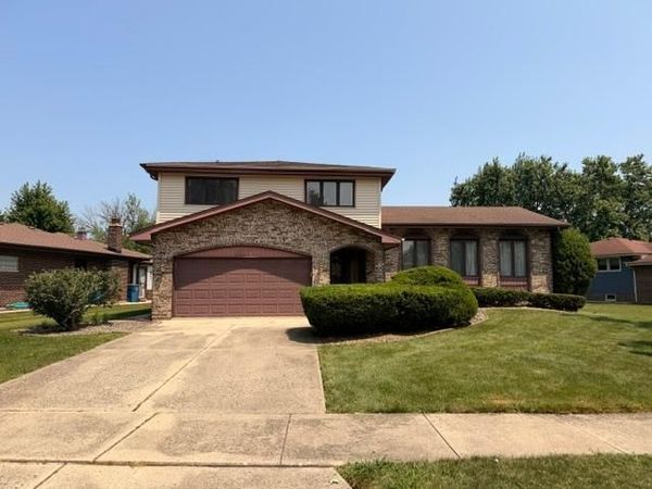 6811 Carpenter Streets , Downers Grove, IL 60516