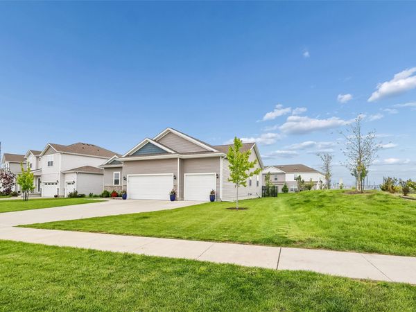 5415 145th Street, Urbandale, IA 50323
