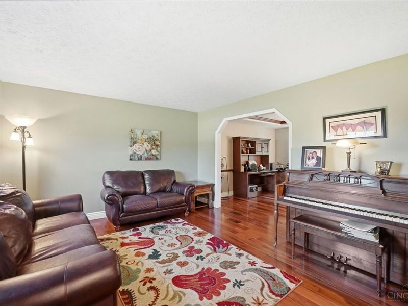 1835 Chardonnay Drive, Hamilton Township, OH 45152 Photo 29