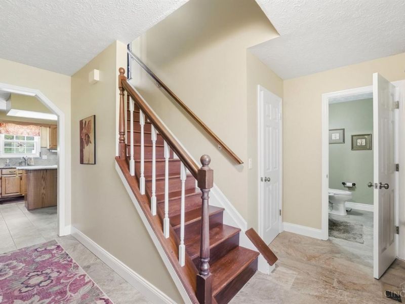 1835 Chardonnay Drive, Hamilton Township, OH 45152 Photo 36
