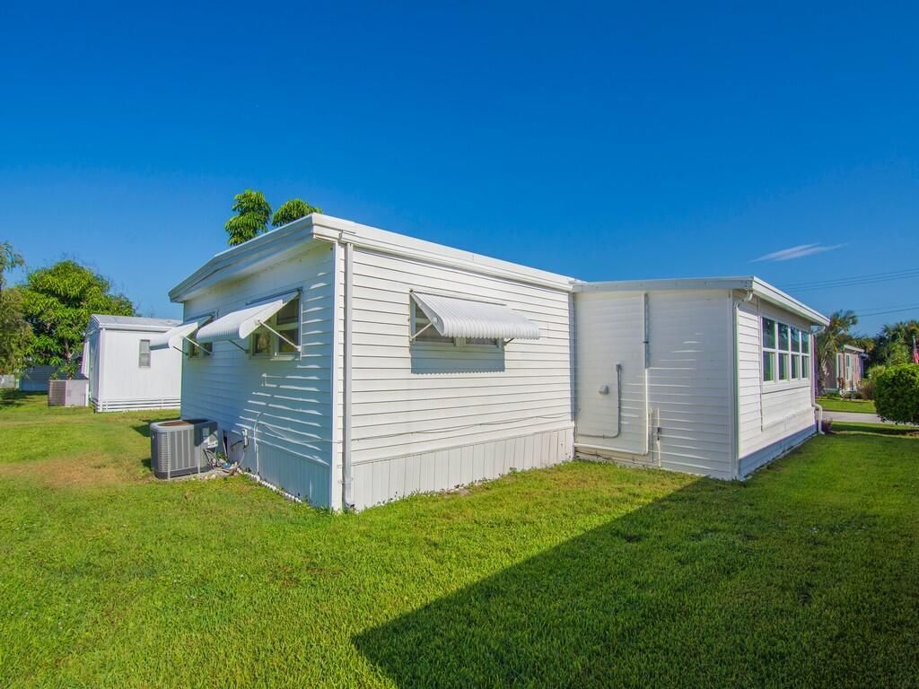 58 Village Lane, Jensen Beach, FL 34957 Photo