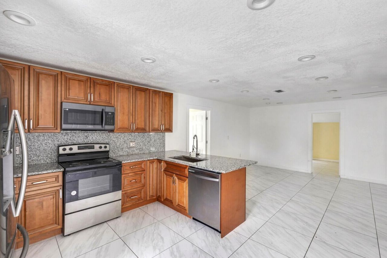 4389 Bellewood Street, Palm Beach Gardens, FL 33410 Photo