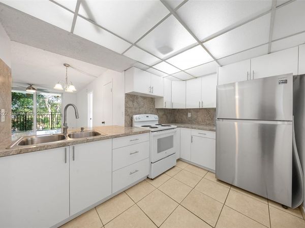 14155 SW 87th St , Unit 404-E, Miami, FL 33183